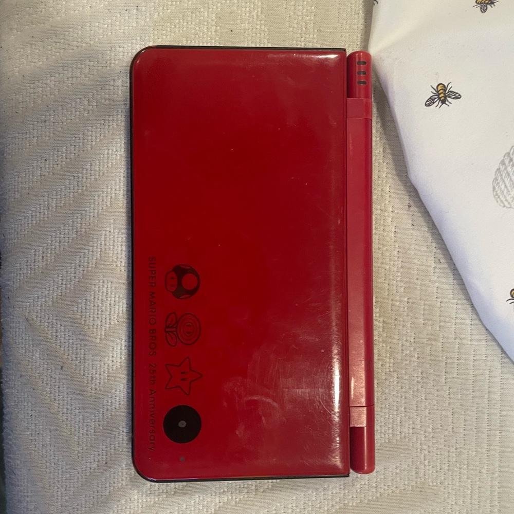 25th anniversary Mario DSI